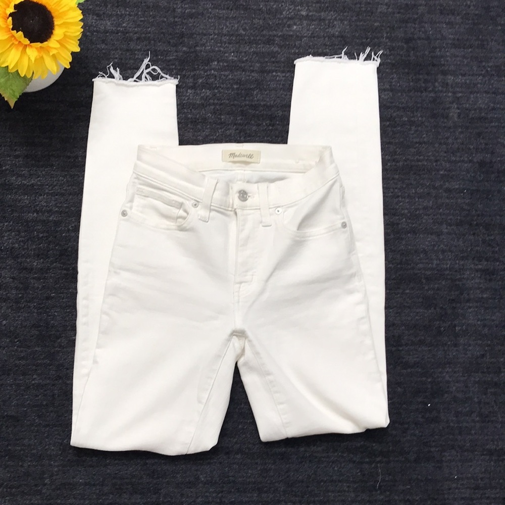 Madewell Tall 9" High-Rise Skinny Jeans in Pure White - Picture 3 of 7
